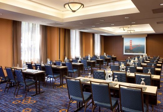 소네스타 에머리빌