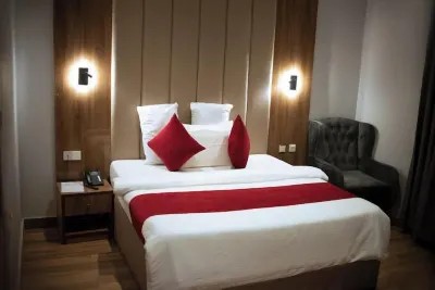 Everlasting Hotels and Garden Hotels near KEC Plaza