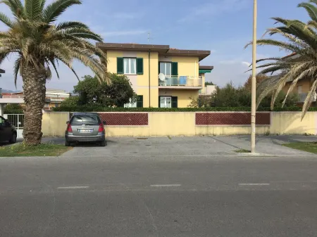 Amazing Holiday Home Near Pet Friendly Beach