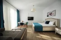 Solid Magic Apart-Hotel Hotels in Мамая