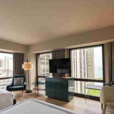 Thompson Chicago by Hyatt Rooms
