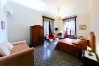 Hotel Continental Hotels in Taormina
