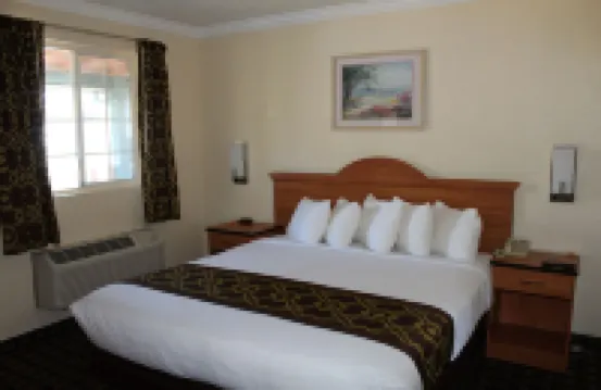 Riverside Inn & Suites Santa Cruz