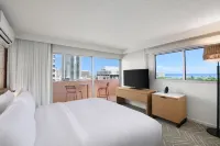 The Ambassador Hotel of Waikiki, Tapestry Collection by Hilton 펄 하버 주변 호텔