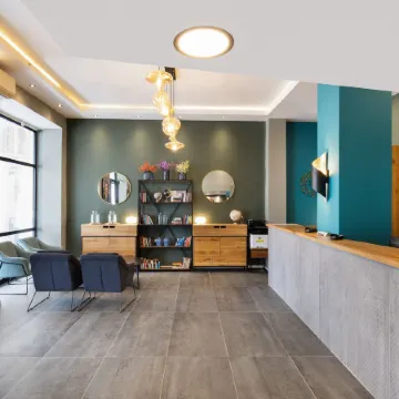 Residence Suites by Raphael Hotels Отели рядом с достопримечательностью «Яффа»