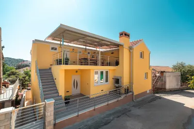 Fancy Apartments Dream
