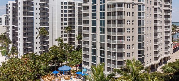 50 Shades of White - Gullwing #805 - 6620 Estero Blvd condo Hoteles en Fort Myers Beach