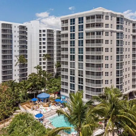 50 Shades of White - Gullwing #805 - 6620 Estero Blvd condo