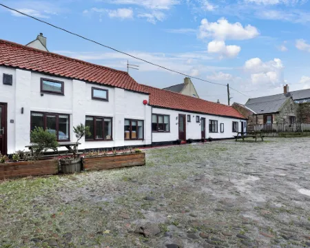 Fisherman's Nook - North East Escapes Hotels in Seahouses
