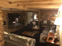 Random Hall Hotels in Horsham