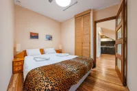Apartamenty Sun & Snow Willa Jazgór - Centrum, Blisko plaży Hôtels à : Karwia