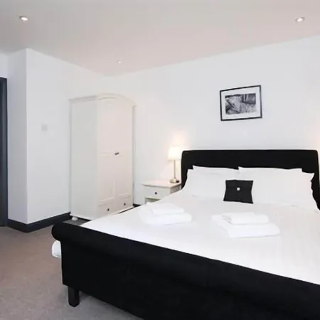Heaps House