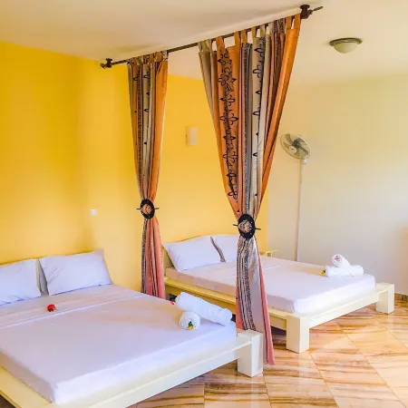 Cambria Hotel