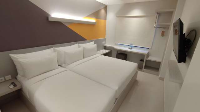 Agogo Downtown Hotel Surabaya Hotels in Genteng