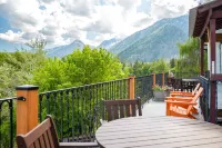 Hotel Leavenworth - Mountain view