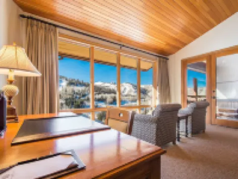 鹿谷斯坦埃裏克森旅舍 帕克城酒店