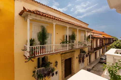Al Alma Apart-Suites -  Apartamentos vacacionales