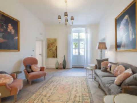 The Byron Hotels near Pile Gate