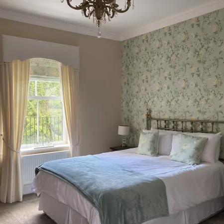 The Old Lodge Guest House