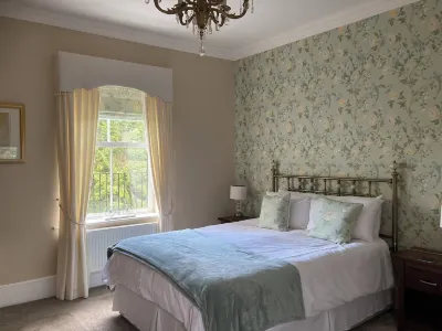 The Old Lodge Guest House