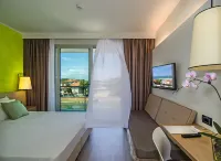 Hotel Viareggio - Balcony