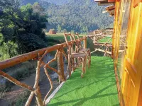 Freedom Homestay Hotels in Hau Thao