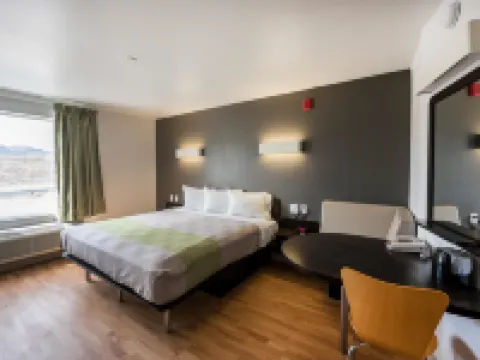 Studio 6 Mccarran, NV - Sparks - Tahoe - Reno Industrial Center Hotels in Storey County