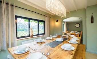 Country Home with Tennis Court & Hot Tub