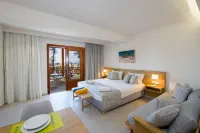 Omega Platanias Hotel di Platanias