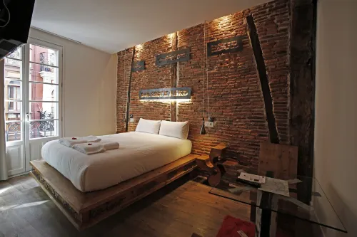 Basque Boutique by Gaiarooms - موقف سيارات
