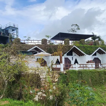 HOBBIT HOTEL