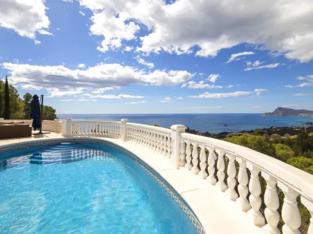 Otra Vida Отели рядом с достопримечательностью «Altea Garden Centre»