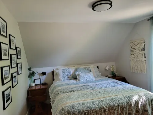 Dog Friendly Home in Rockport- Less Than 1/2 Mile Walk to Beaches & Shops!