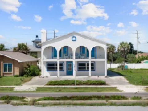 Ocean View Swim Spa and Spacious Porches - Stunning Coastal Retreat