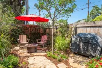 Tranquil Retreat - Private Yard, Smart TV, Beach Access Hotels near SEPHORA