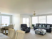 Charming Waterfront Getaway with Sunset Views - Beautiful Retreat