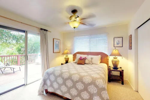 Pokii Lane Hale Hotels in Princeville