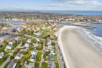 Spectacular Oceanfront Beach House on Gooch's Beach Hotels in Kennebunk