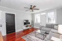 Charming Apartment with Modern Kitchen and Cozy Ambiance - Delightful Getaway