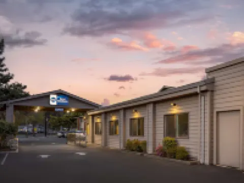 ベストウェスタン アラジン イン ケルソーのホテル