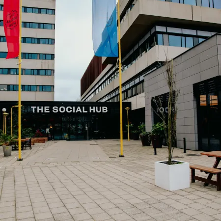 The Social Hub Amsterdam City Отели рядом с достопримечательностью «Ост»