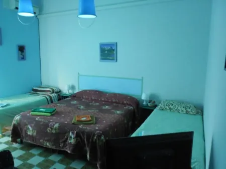 Sciddicu Room Отели в г. Scillichenti