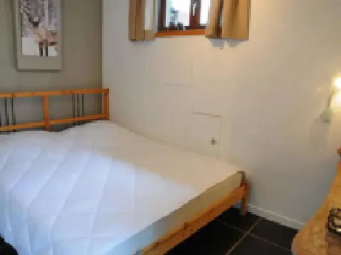 Inviting Holiday Home, Near Cave of Lorette, Namur and Parc Naturel Rgional des Ardennes Hotels in Houyet