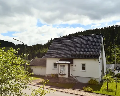 Charmantes Ferienhaus in Deifeld Hotels in Medebach
