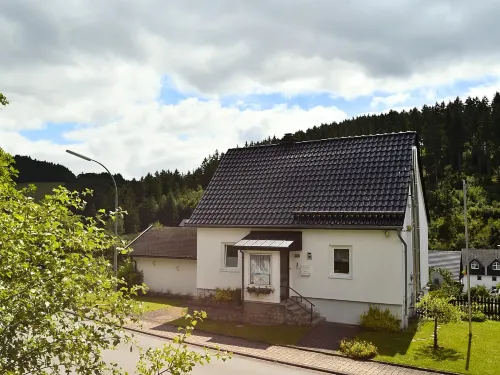 Charmantes Ferienhaus in Deifeld