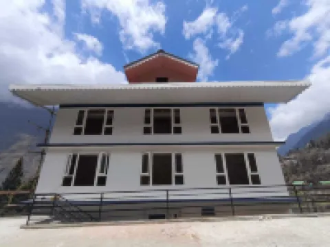 FLORET RESORT LACHUNG فنادق في 