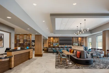 Home2 Suites by Hilton Houston Downtown Convention Center Отели рядом с достопримечательностью «Lord of the Streets Episcopal Church»