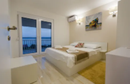 Seaview Studio Apartmani Sleeps 2 - WiFi & Tv