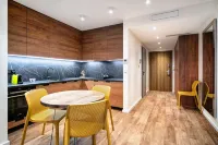 이지 렌트 니에루호모치 - 아페르타 아트