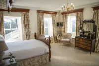 The Eagle House Hotel Các khách sạn ở Lifton